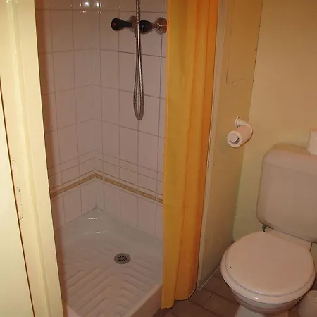 オテル アンリエット パリ