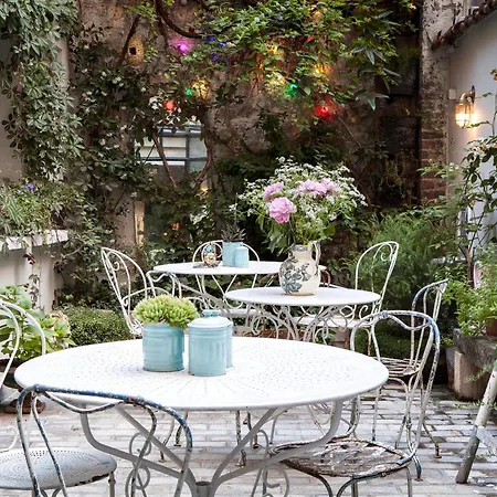 オテル アンリエット パリ