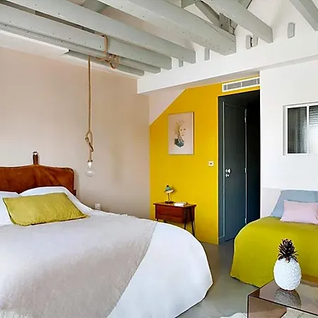 Henriette Hotel Parigi