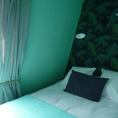 Отель Henriette 3*