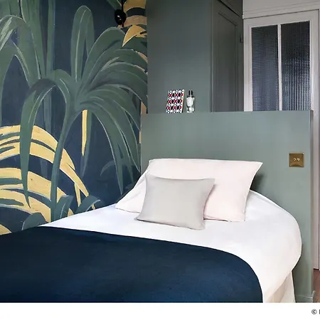 ホテル オテル アンリエット パリ