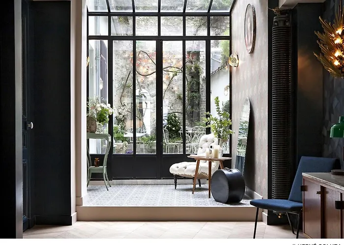 Henriette Hotel