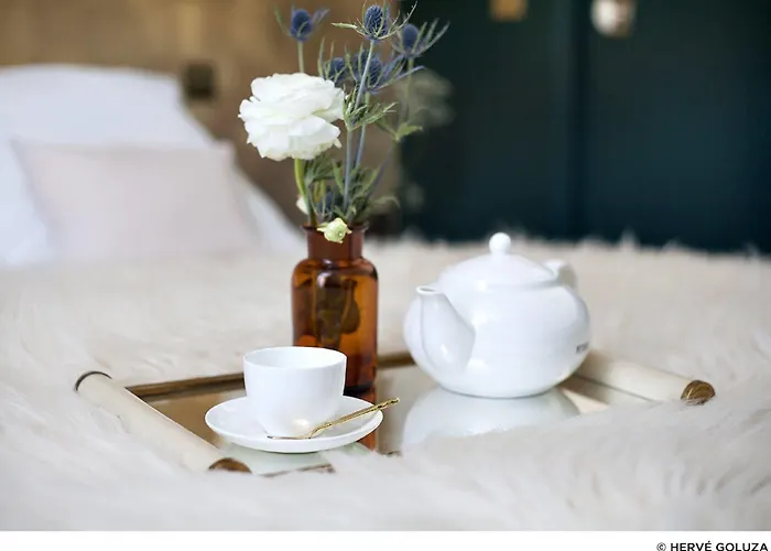 Henriette Hotel París