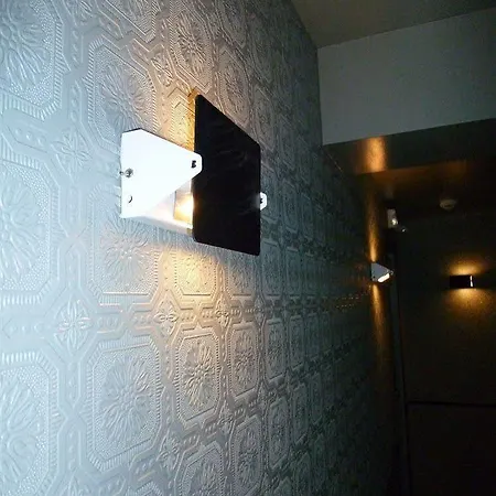 Henriette 3* Paris