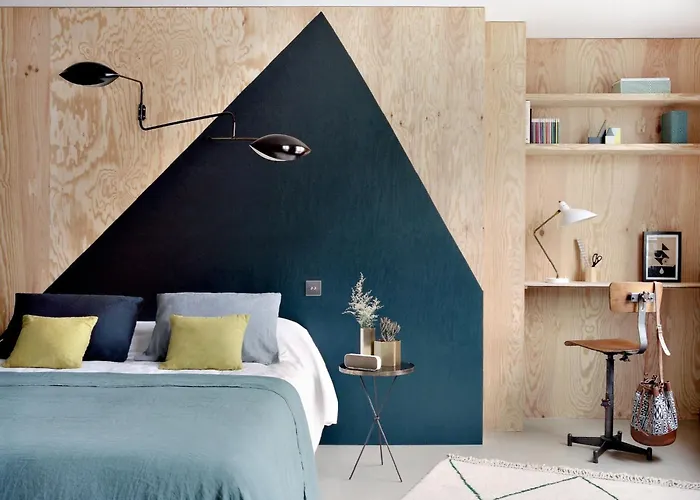 Henriette Hotell 3*